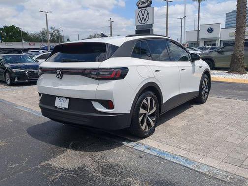 Pure White 2023 Volkswagen ID.4 Pro