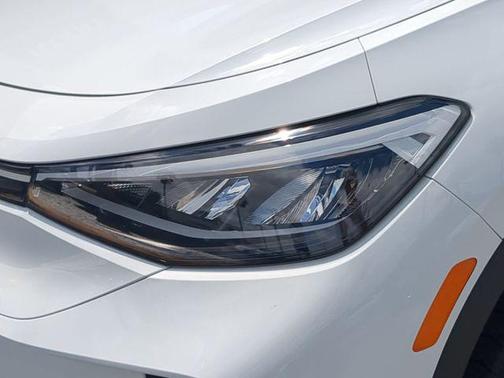 Pure White 2023 Volkswagen ID.4 Pro