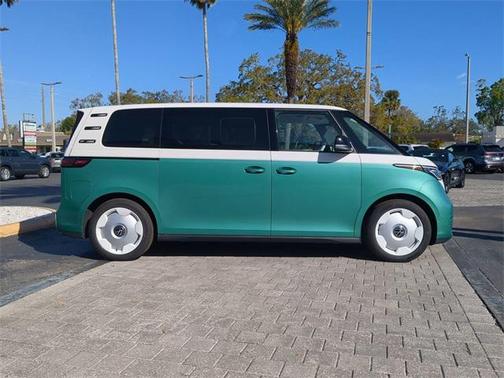 2025 Volkswagen ID. Buzz 1st Edition with 4MOTION