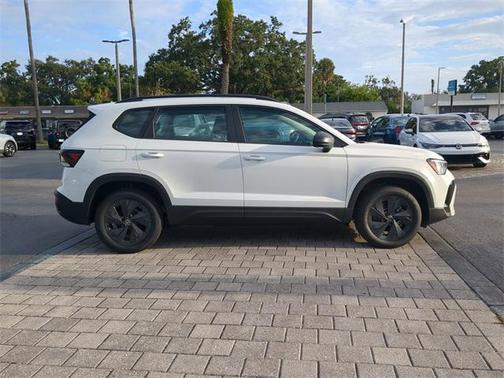 2025 Volkswagen Taos 1.5T S