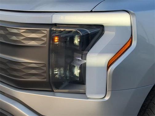 2024 Ford F-150 Lightning LARIAT