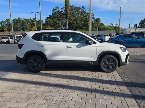 Pure White 2025 Volkswagen Taos 1.5T S