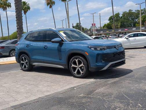 monterey blue pearl 2026 Volkswagen Tiguan 2.0T SE
