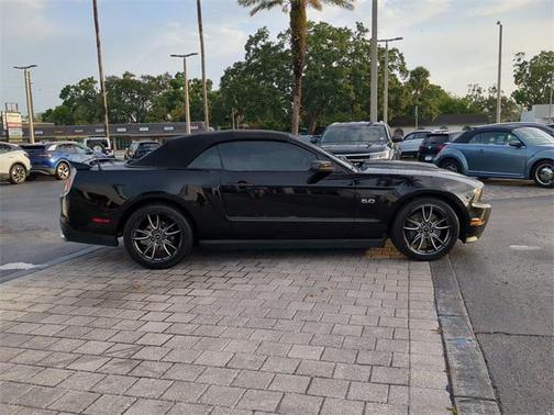 2011 Ford Mustang GT Premium