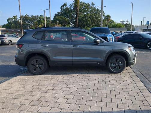2025 Volkswagen Taos 1.5T S