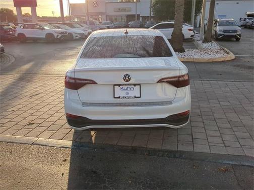 2023 Volkswagen Jetta 1.5T SE