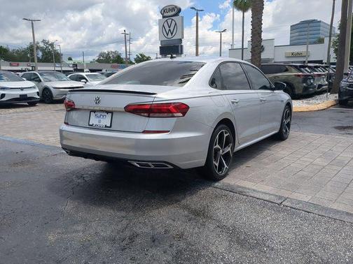 Reflex Silver Metallic 2020 Volkswagen Passat 2.0T R-Line