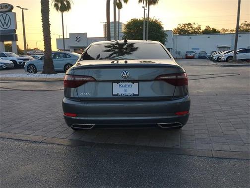 2021 Volkswagen Jetta 1.4T R-Line