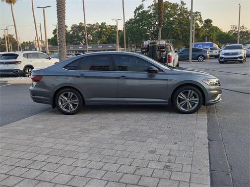 2021 Volkswagen Jetta 1.4T R-Line