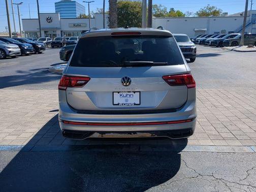 2024 Volkswagen Tiguan 2.0T SE R-Line Black