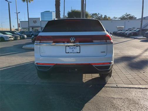 2026 Volkswagen Atlas Cross Sport 2.0T SEL