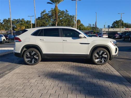 2026 Volkswagen Atlas Cross Sport 2.0T SEL