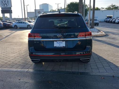 2022 Volkswagen Atlas 3.6L SE w/Technology