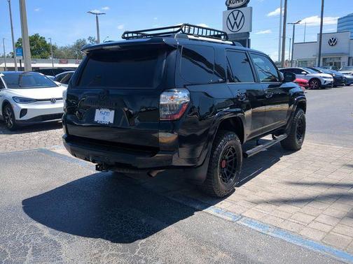 Midnight Black Metallic 2019 Toyota 4Runner SR5
