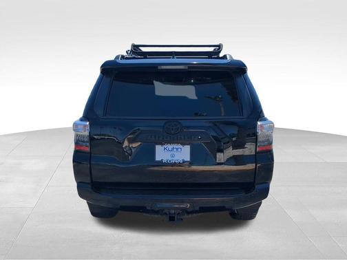 Midnight Black Metallic 2019 Toyota 4Runner SR5
