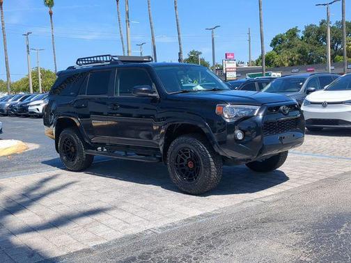 Midnight Black Metallic 2019 Toyota 4Runner SR5