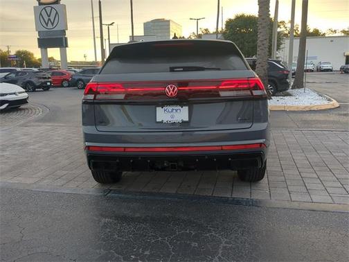 2026 Volkswagen Atlas Cross Sport 2.0T SEL