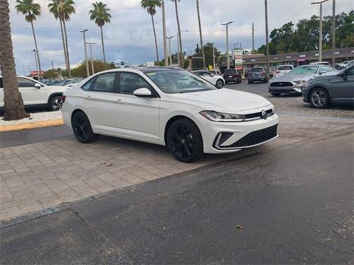 2025 Volkswagen Jetta 1.5T SE