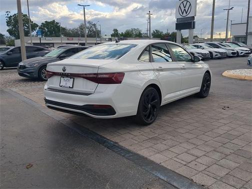 2025 Volkswagen Jetta 1.5T SE