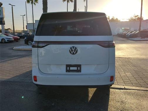 2025 Volkswagen ID. Buzz Pro S