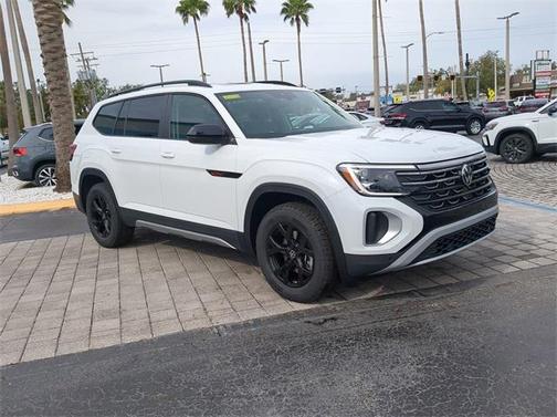 2025 Volkswagen Atlas 2.0T Peak Edition