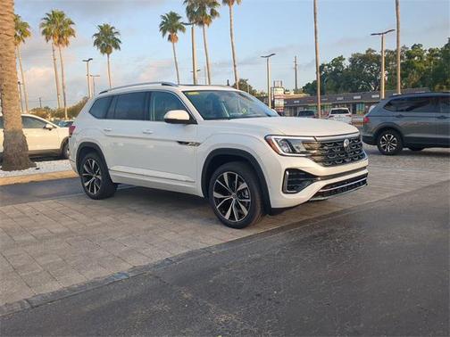 2025 Volkswagen Atlas 2.0T SEL Premium R-Line 4MOTION