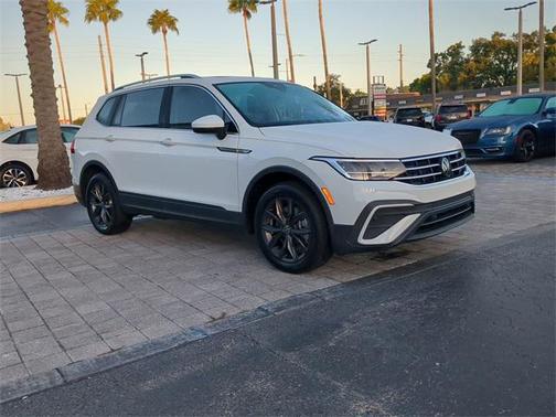 2022 Volkswagen Tiguan 2.0T SE