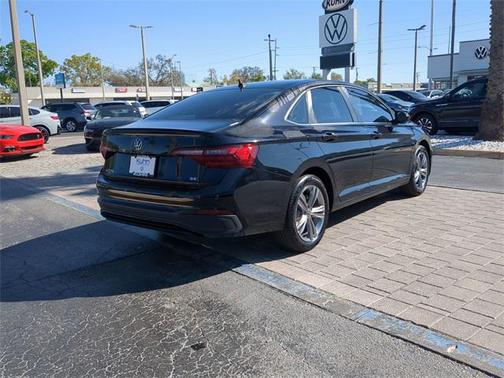 2022 Volkswagen Jetta 1.5T SE
