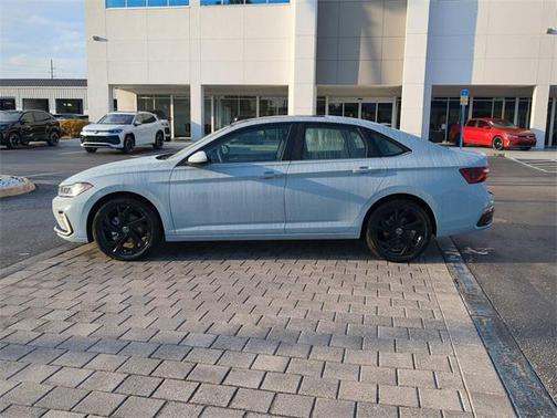 2025 Volkswagen Jetta 1.5T SE