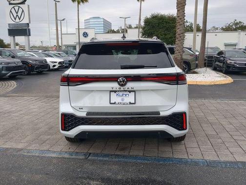 2026 Volkswagen Tiguan 2.0T SE R-Line Black