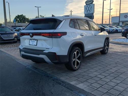 2025 Volkswagen Tiguan 2.0T SE 4MOTION