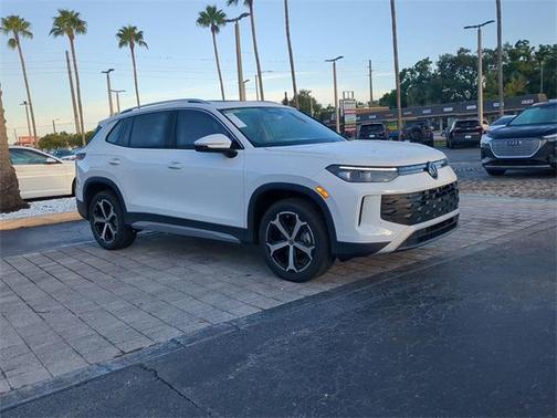 2025 Volkswagen Tiguan 2.0T SE 4MOTION