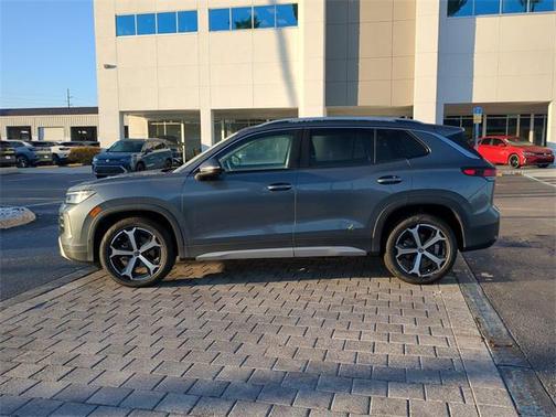 2025 Volkswagen Tiguan 2.0T SE
