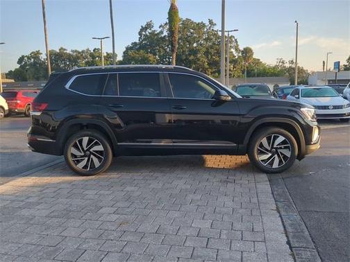 2026 Volkswagen Atlas 2.0T SEL