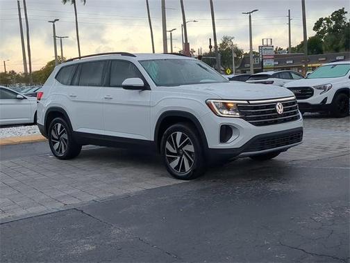 2025 Volkswagen Atlas 2.0T SE w/Technology