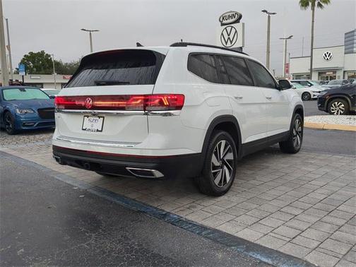 2025 Volkswagen Atlas 2.0T SE w/Technology