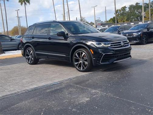 2024 Volkswagen Tiguan 2.0T SEL R-Line 4MOTION