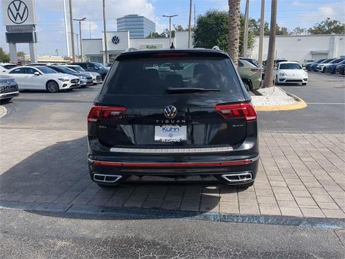 2024 Volkswagen Tiguan 2.0T SEL R-Line 4MOTION