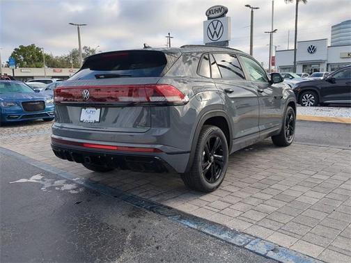 2026 Volkswagen Atlas Cross Sport 2.0T SEL