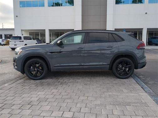 2026 Volkswagen Atlas Cross Sport 2.0T SEL