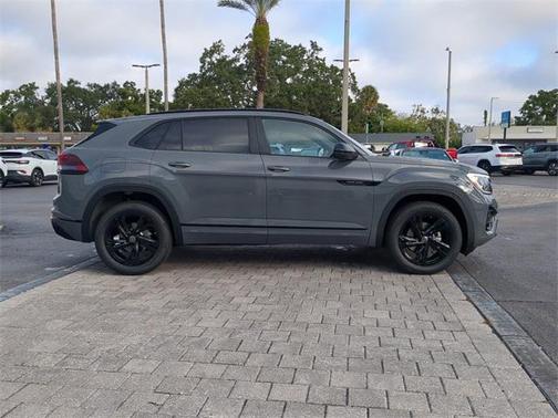 2026 Volkswagen Atlas Cross Sport 2.0T SEL