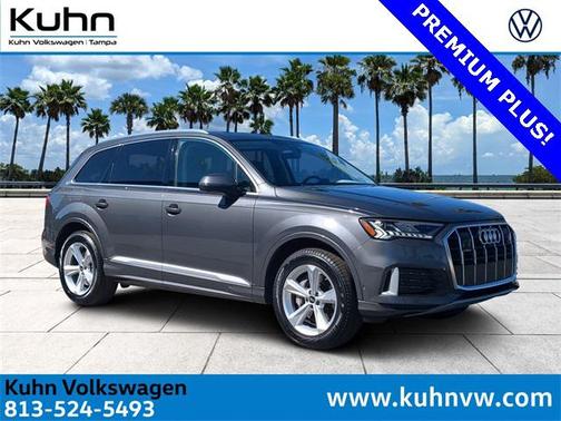 2024 Audi Q7 45 Premium Plus
