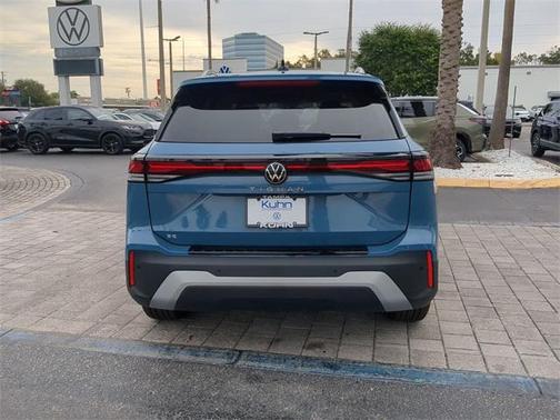 2026 Volkswagen Tiguan 2.0T SE