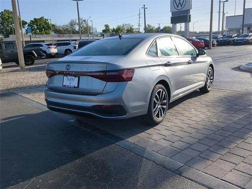 2025 Volkswagen Jetta 1.5T SE