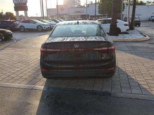 2025 Volkswagen Jetta 1.5T SE
