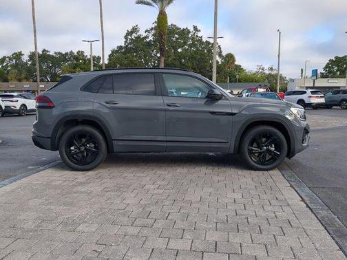 2026 Volkswagen Atlas Cross Sport 2.0T SEL