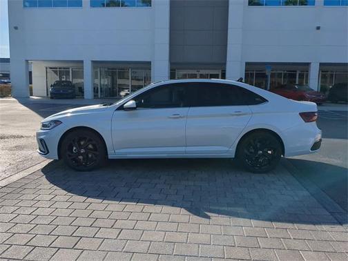 2026 Volkswagen Jetta 1.4T SE