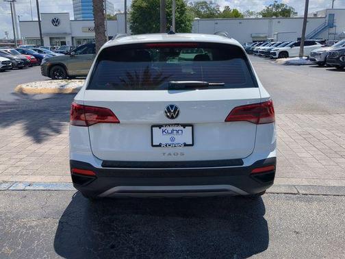 Pure White 2024 Volkswagen Taos 1.5T S