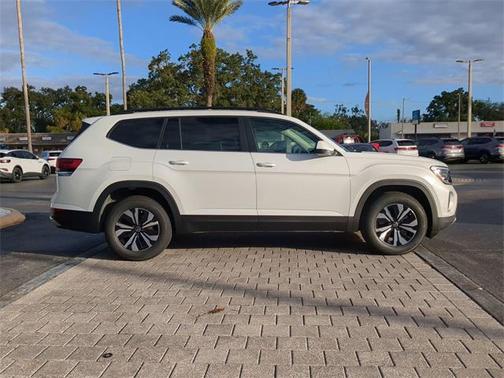 2026 Volkswagen Atlas 2.0T SE