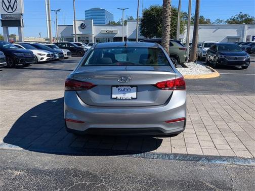 2021 Hyundai Accent SE